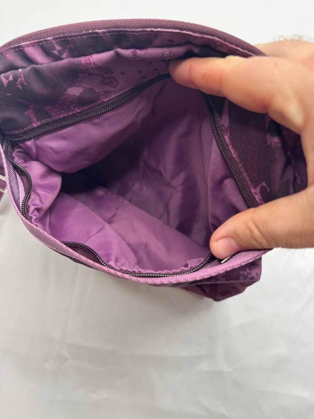 The North Face Purple camo Print Shoulder Bag messenger crossbody cross body - Picture 7 of 9